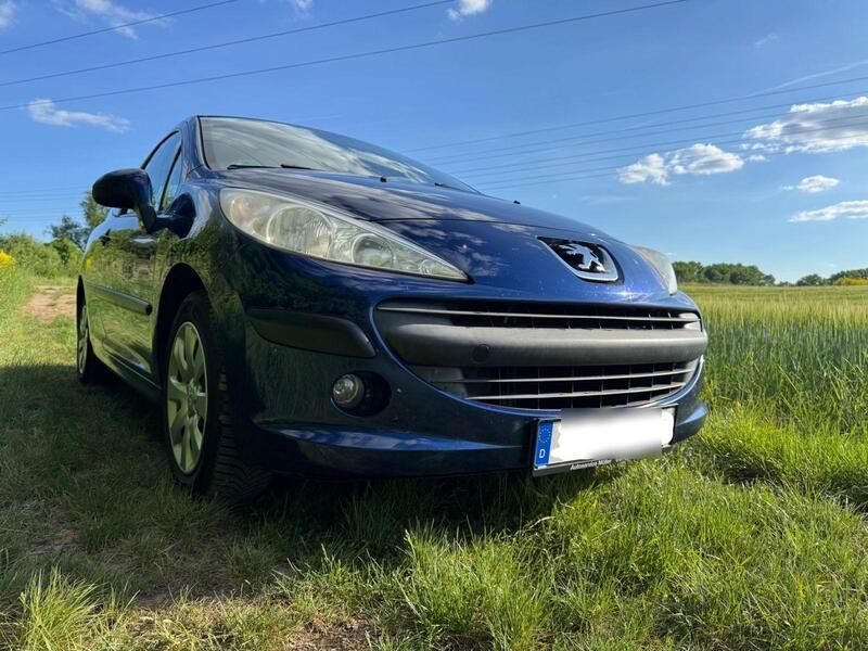 Blau Gebraucht 2006 Peugeot 207 Limousine | 1.995 € (Fairer Preis) - Bild 1/4