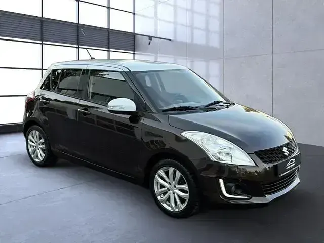 Gebraucht Suzuki Swift Comfort 94 PS (69 kW) 2015 Braun Kleinwagen