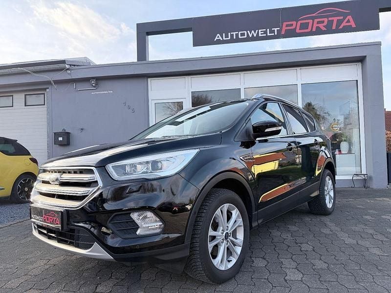 Gebraucht Ford Kuga Titanium 150 PS (110 kW) 2018 Schwarz SUV