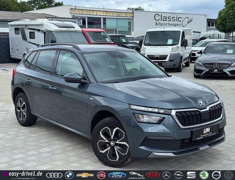 Grau Gebraucht 2021 Skoda Kamiq Drive SUV | 18.990 € (Fairer Preis) - Bild 1/4