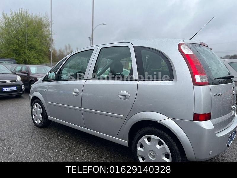 Gebraucht Opel Meriva 101 PS (74 kW) 2005 Silber Van / Kleinbus
