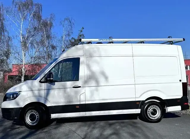 Second-hand MAN TGE 120 CP (88 kW) 2011 Roșu Van