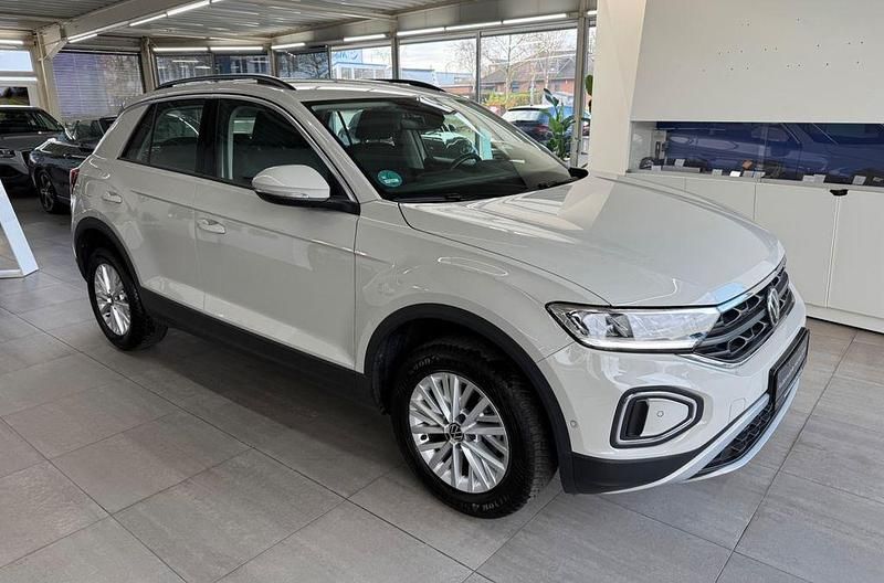 Grau Gebraucht 2024 VW T-Roc Life SUV | 23.490 € (Superpreis) - Bild 1/4