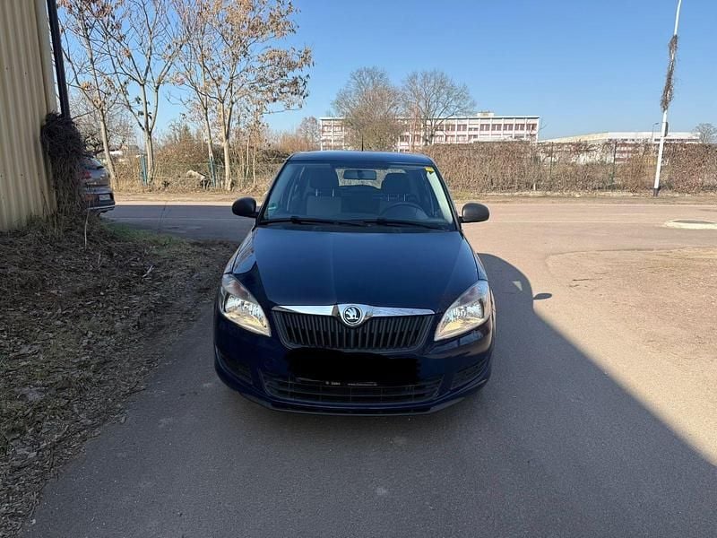 Gebraucht Skoda Fabia Cool Edition 60 PS (44 kW) 2014 Blau Kleinwagen