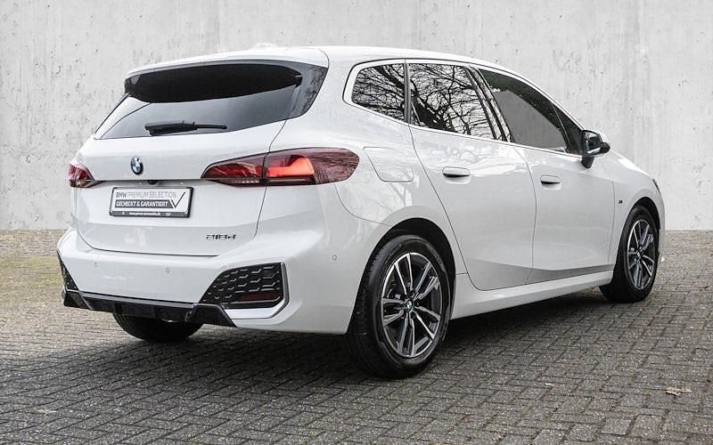 Gebraucht BMW 218 M Sport 150 PS (110 kW) 2023 Weiß Kombi