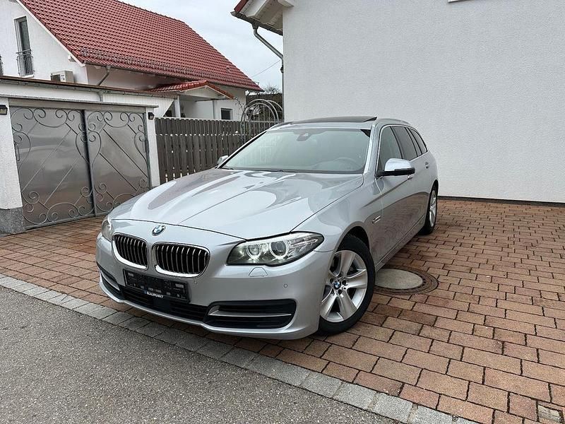 Schwarz Gebraucht 2016 BMW 530 Sport Line Kombi | 13.500 € (Superpreis) - Bild 1/4