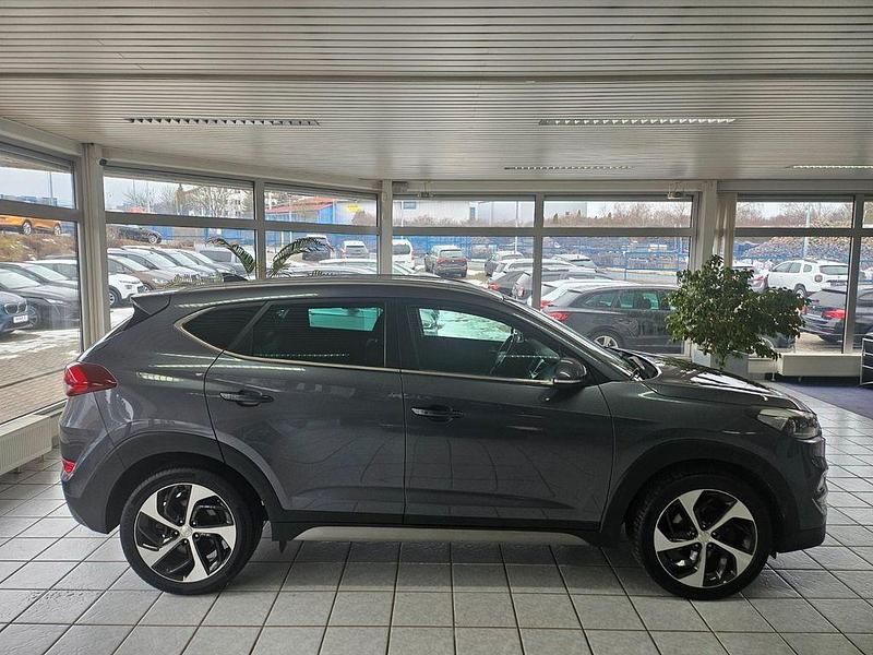 Gebraucht Hyundai Tucson Premium 177 PS (130 kW) 2017 Grau SUV