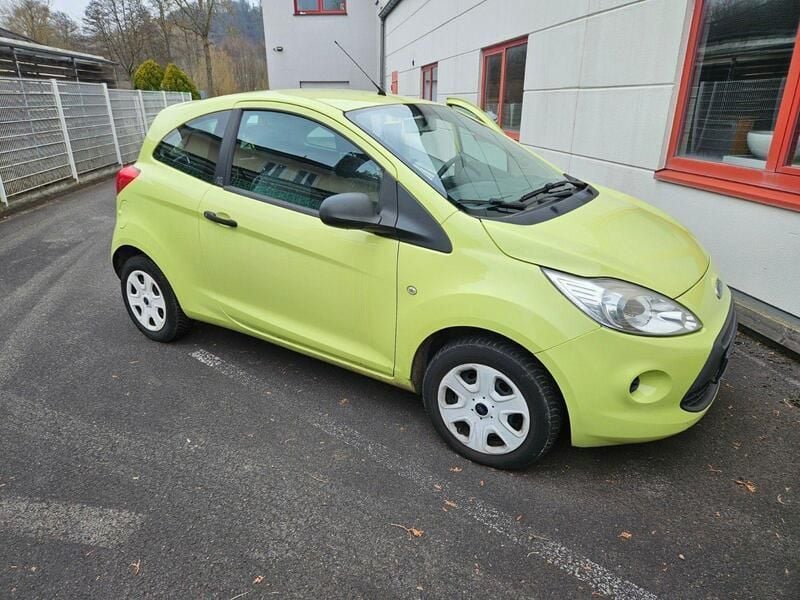 Grün Gebraucht 2011 Ford Ka Trend Kleinwagen | 2.450 € (Guter Preis) - Bild 1/4