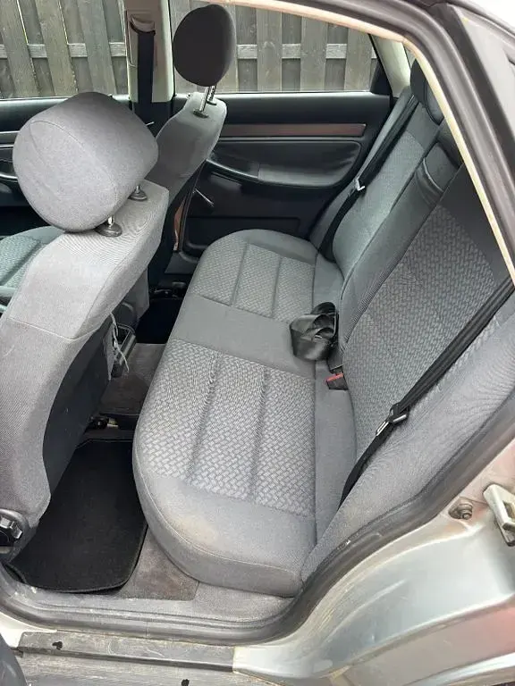 Gebraucht Audi A4 101 PS (74 kW) 1996 Silber Limousine