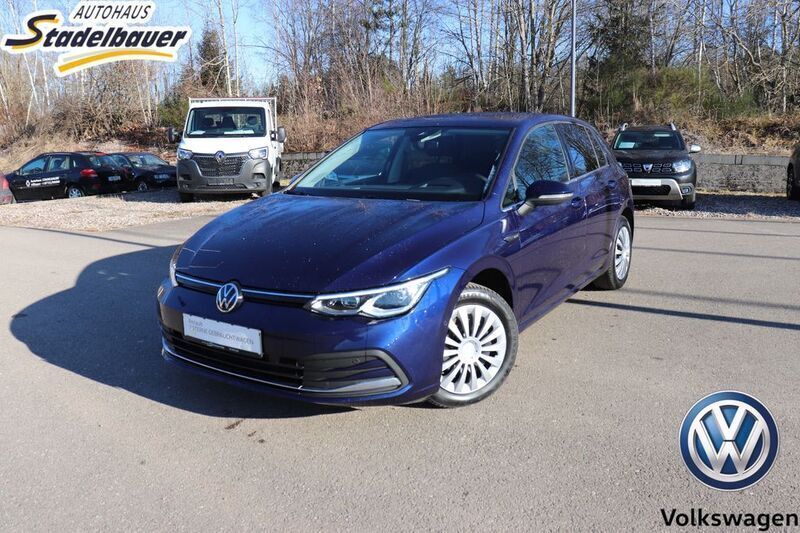 Atlantic blue metallic Gebraucht 2020 VW Golf VIII Business Limousine | 16.990 € (Guter Preis) - Bild 1/4