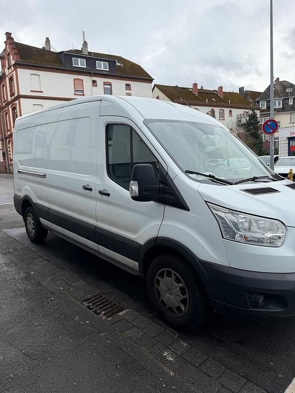 Gebraucht Ford Transit 130 PS (95 kW) 2019 Weiß Van / Kleinbus
