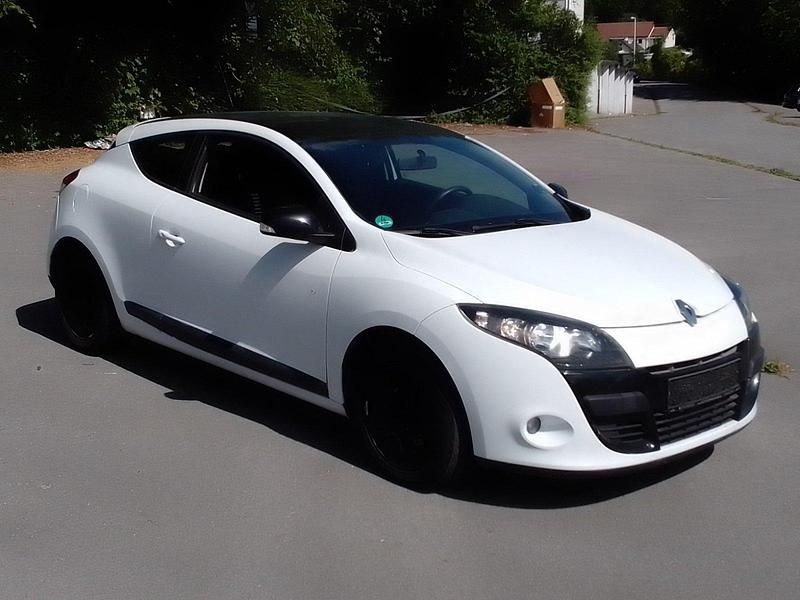 Weiß Gebraucht 2011 Renault Mégane Coupé Coupé | 3.999 € - Bild 1/4