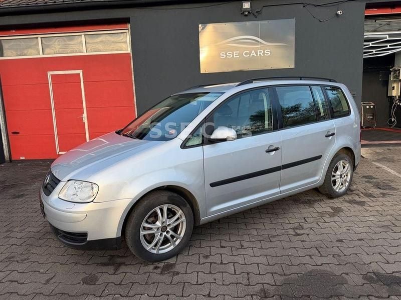 Gebraucht VW Touran 101 PS (74 kW) 2004 Silber Van / Kleinbus