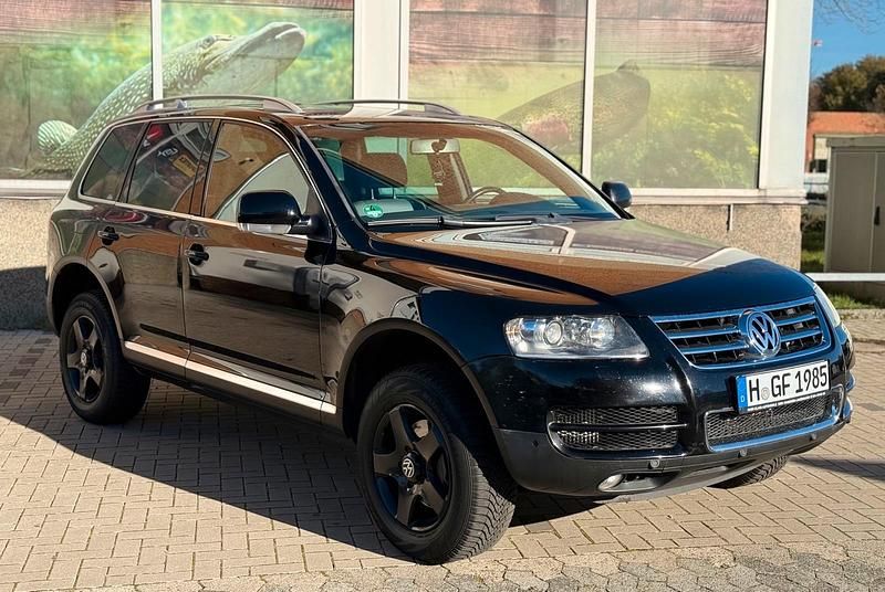 Schwarz Gebraucht 2006 VW Touareg SUV | 3.999 € (Superpreis) - Bild 1/4