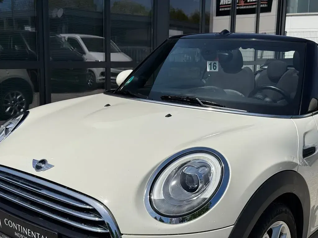 Gebraucht Mini Cooper Cabriolet 136 PS (100 kW) 2018 Weiß Cabrio