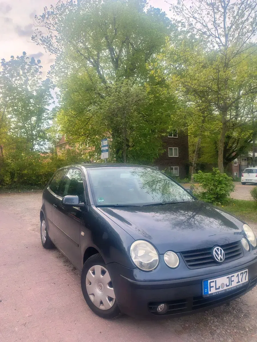 Gebraucht VW Polo 64 PS (47 kW) 2003 Schwarz Coupé