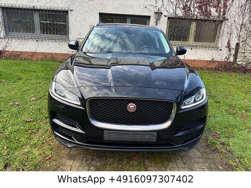 Schwarz Gebraucht 2017 Jaguar F-Pace Prestige SUV | 13.900 € (Guter Preis) - Bild 1/4
