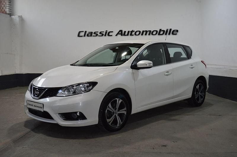 Gebraucht Nissan Pulsar Acenta 116 PS (85 kW) 2017 Weiß Kleinwagen
