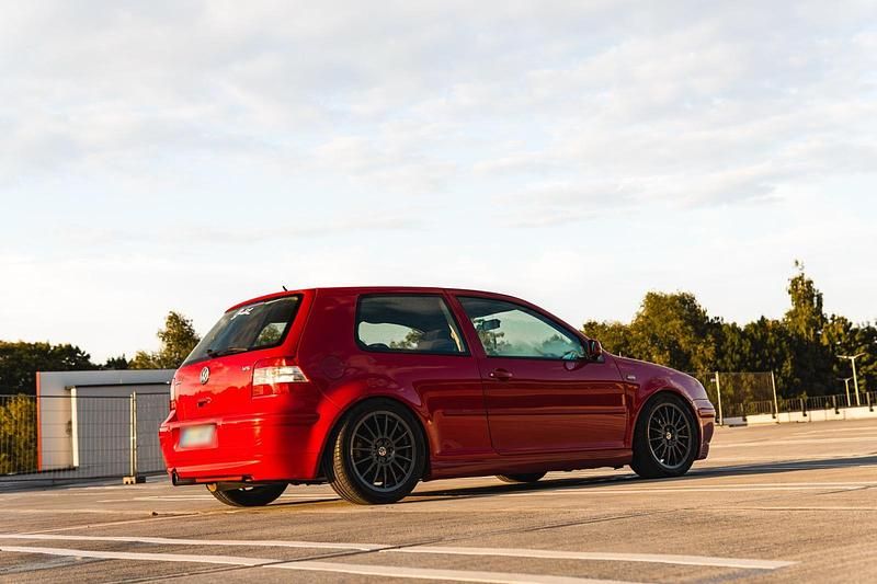 Gebraucht VW Golf IV 150 PS (110 kW) 2000 Rot Kleinwagen