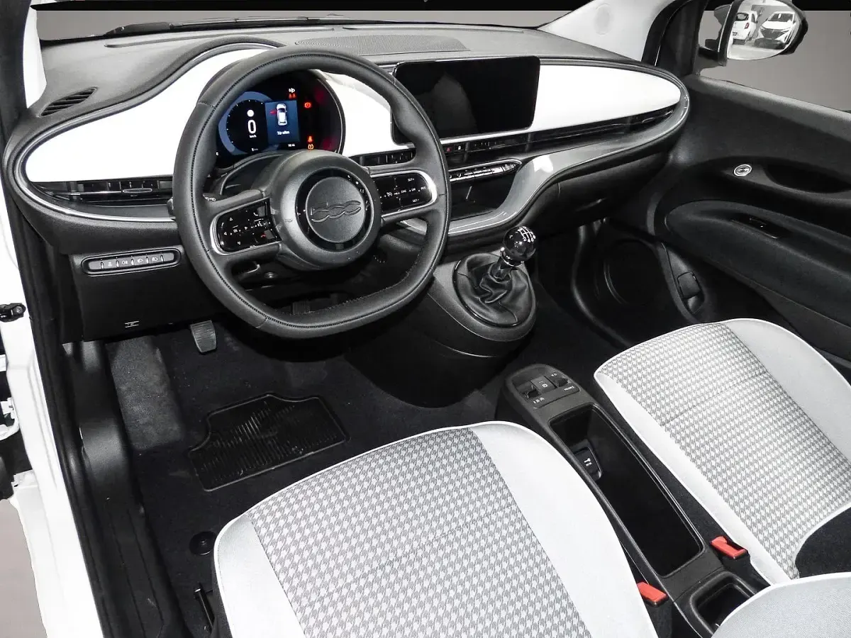 Neu Fiat 500C Dolcevita 65 PS (47 kW) 2026 Manufacturer Cabrio