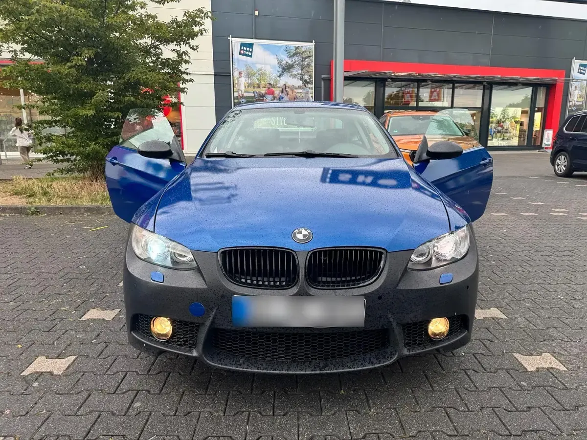 Gebraucht BMW 320 170 PS (125 kW) 2007 Blau Coupé