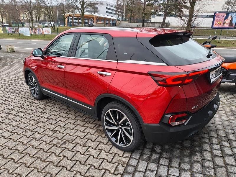 Neu Bestune T77 160 PS (117 kW) 2026 Rot SUV