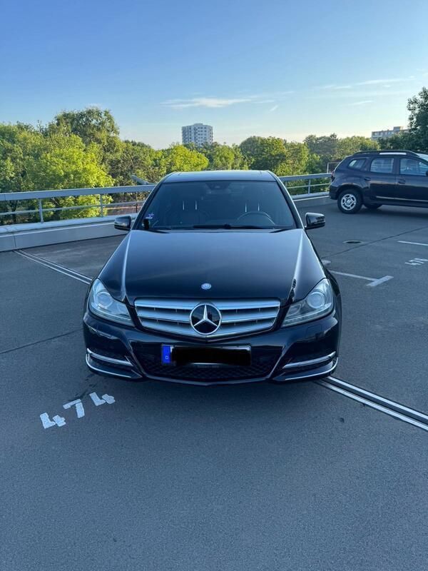 Schwarz Gebraucht 2011 Mercedes 350 AMG line Limousine | 16.999 € (Fairer Preis) - Bild 1/4