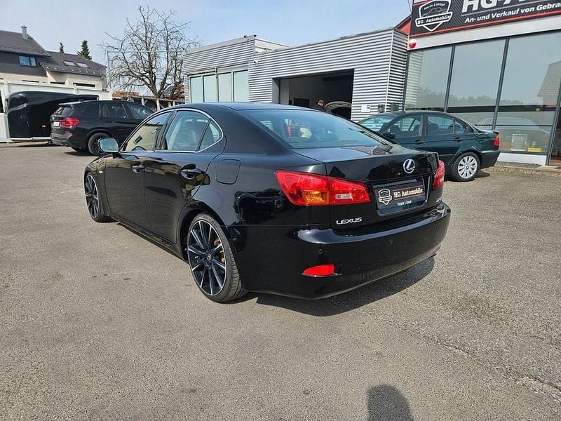 Gebraucht Lexus IS220d 177 PS (130 kW) 2008 Schwarz Limousine