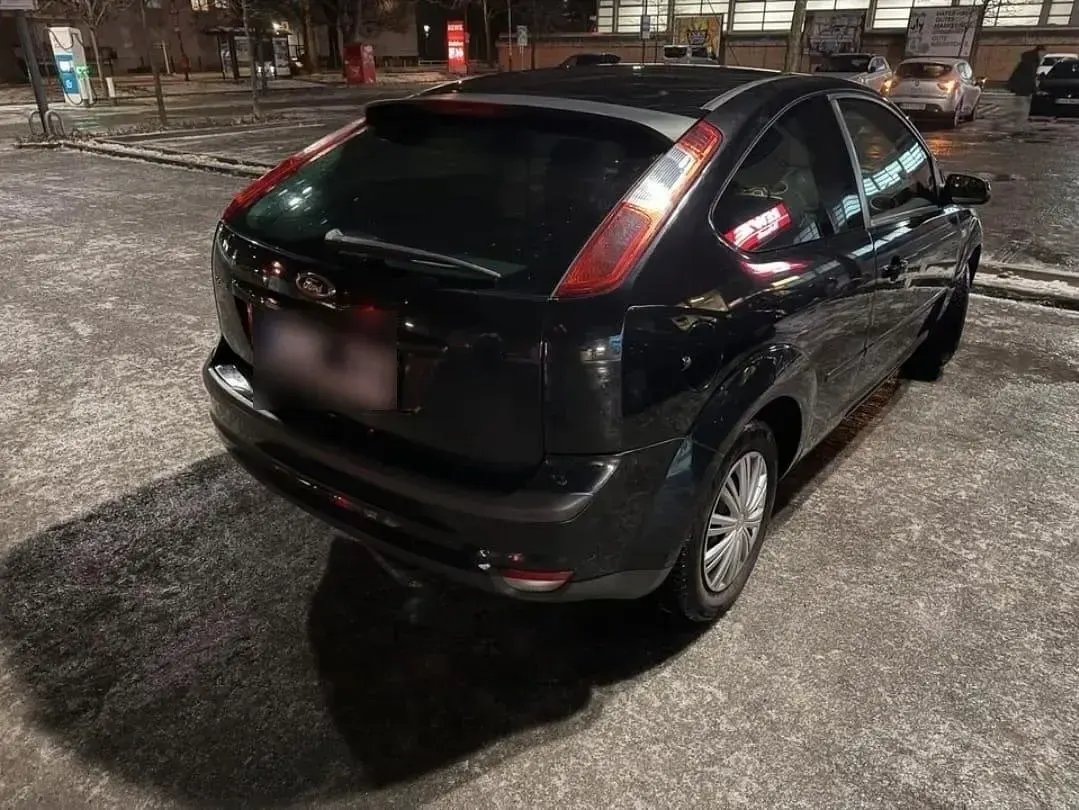 Brugt Ford Focus 80 HK (58 kW) 2007 Sort Hatchback