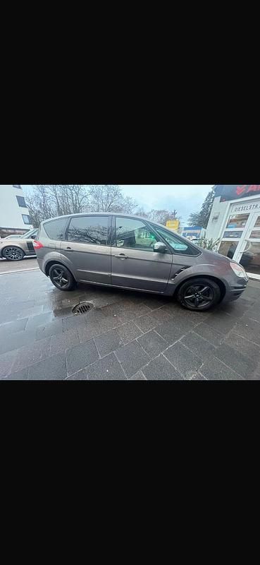 Gebraucht Ford S-MAX S 140 PS (102 kW) 2013 Grau Van / Kleinbus