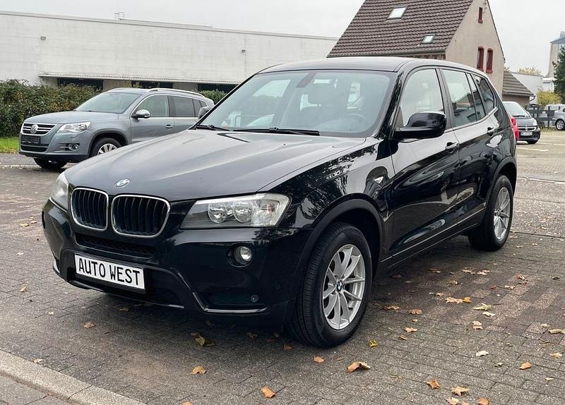 Schwarz Gebraucht 2011 BMW X3 Sport Line SUV | 9.950 € (Guter Preis) - Bild 1/4