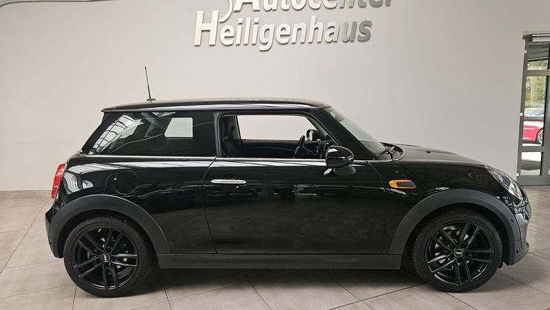 Second-hand Mini Cooper 136 CP (100 kW) 2015 Negru Hatchback