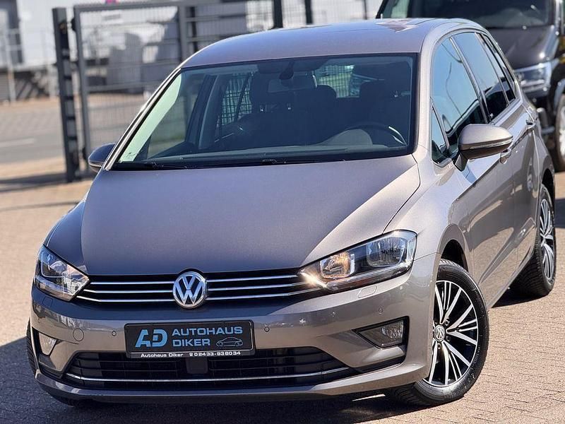 Grau Gebraucht 2016 VW Golf Sportsvan Allstar Van / Kleinbus | 13.900 € (Fairer Preis) - Bild 1/4