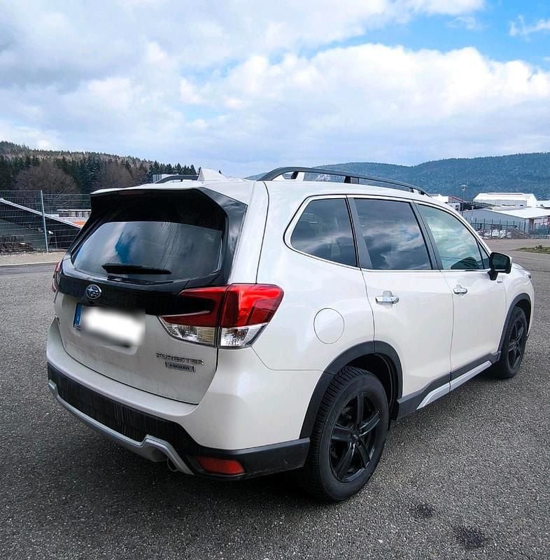 Gebraucht Subaru Forester 150 PS (110 kW) 2021 Weiß SUV