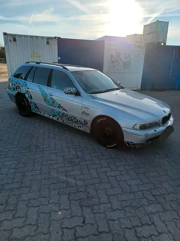 Gebraucht BMW 525 Performance 192 PS (141 kW) 2002 Silber Kombi