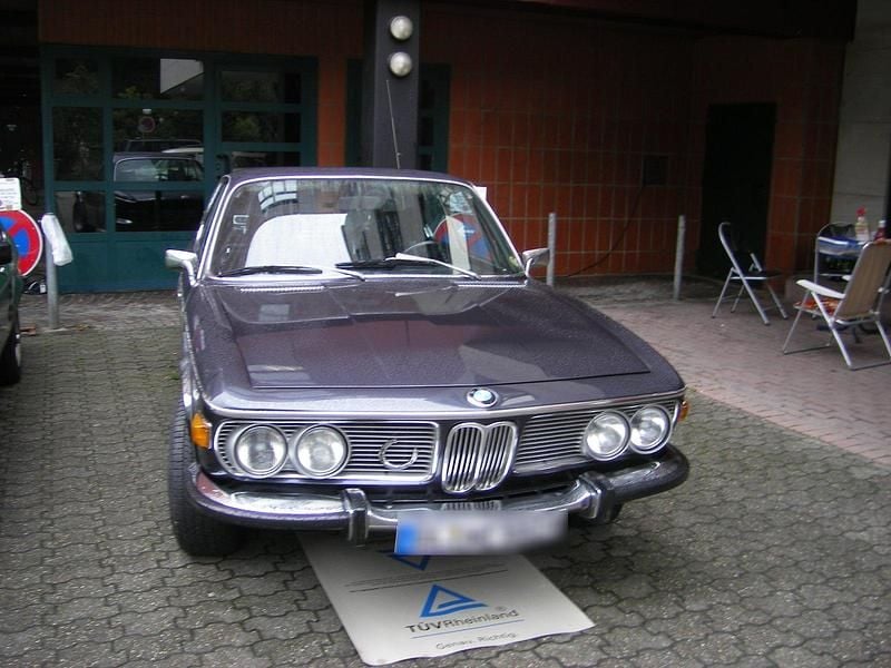 Second-hand BMW E9 Basis 200 CP (147 kW) 1971 Albastru Coupe