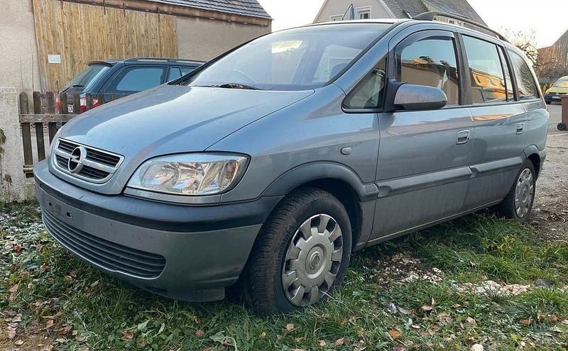 Gebraucht Opel Zafira Elegance 147 PS (108 kW) 2003 Grau Van / Kleinbus