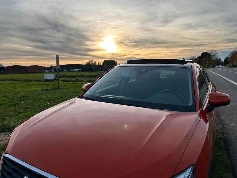 Second-hand Audi Q2 150 CP (110 kW) 2017 Portocaliu SUV