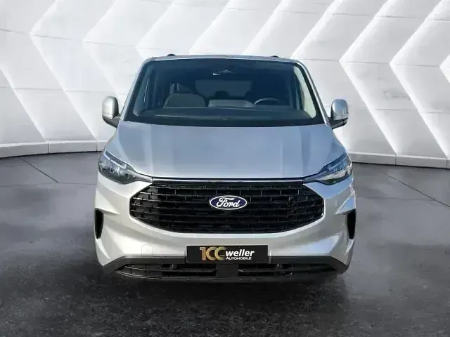 Gebraucht Ford Tourneo Custom Trend 136 PS (100 kW) 2026 Silber Van