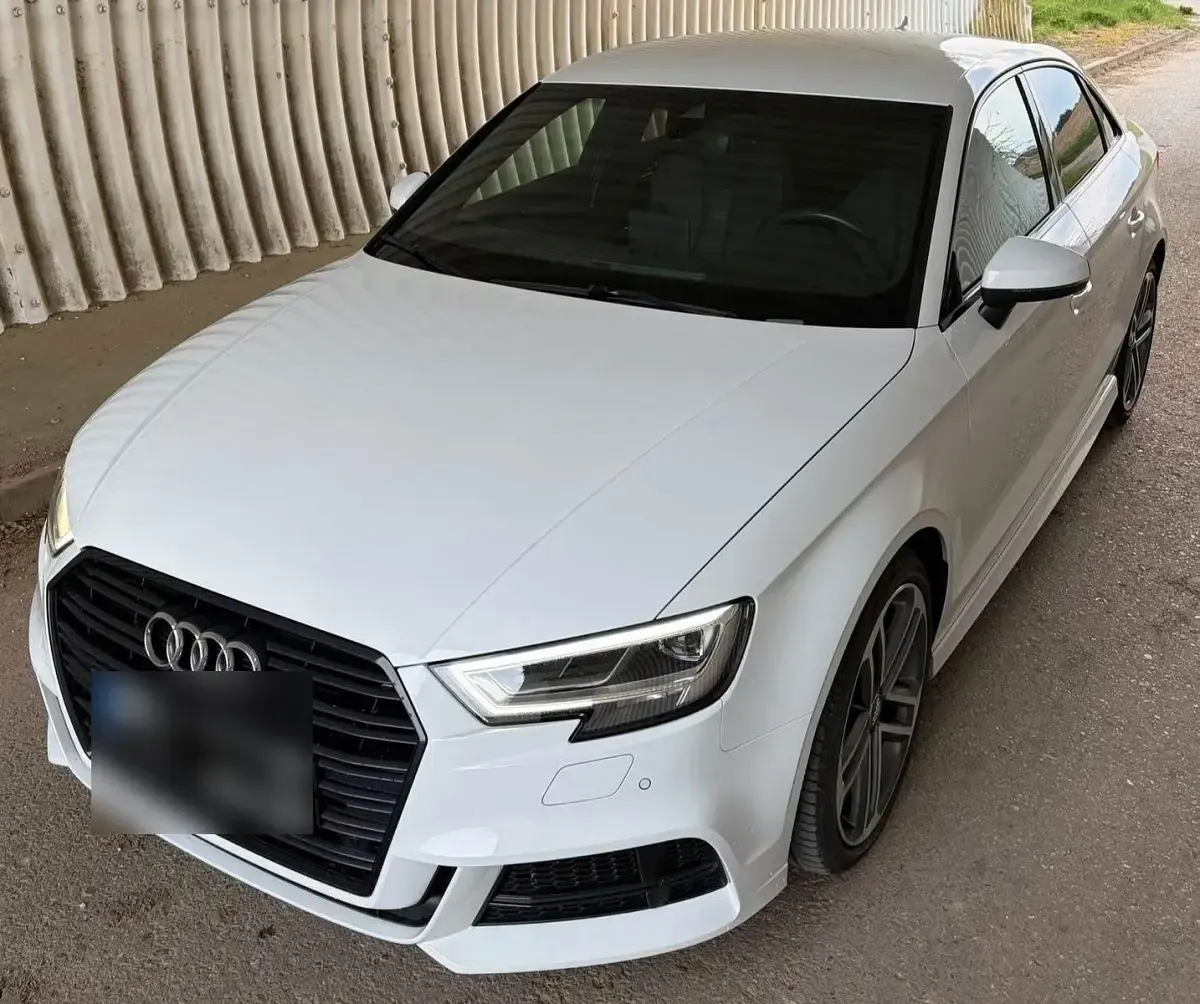 Gebraucht Audi A3 Sport 150 PS (110 kW) 2018 Weiß Limousine