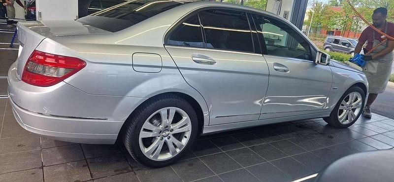 Gebraucht 2010 Mercedes C180 Avantgarde Limousine | 9.500 € (Fairer Preis) - Bild 1/4