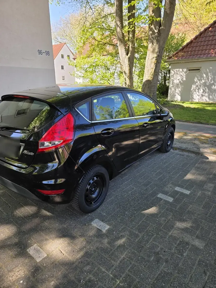 Używany Ford Fiesta 2011 Andere farben Kombi