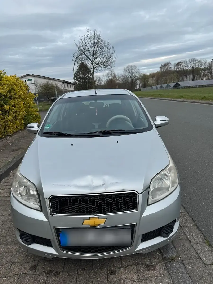 Second-hand Chevrolet Aveo 80 CP (58 kW) 2009 Argintiu Hatchback