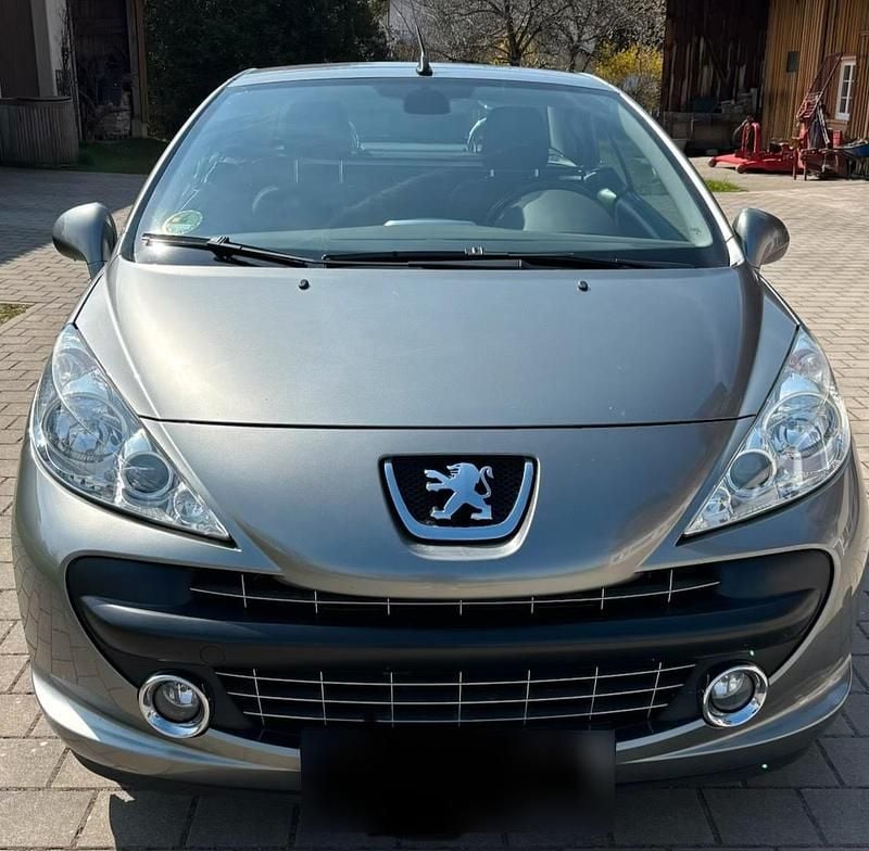 Gebraucht Peugeot 207 CC 120 PS (88 kW) 2007 Silber Cabrio