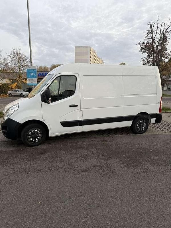 Gebraucht Opel Movano 125 PS (91 kW) 2011 Van / Kleinbus