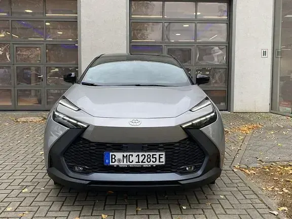 Gebraucht Toyota C-HR Team 223 PS (164 kW) 2024 Silver metallic / black SUV