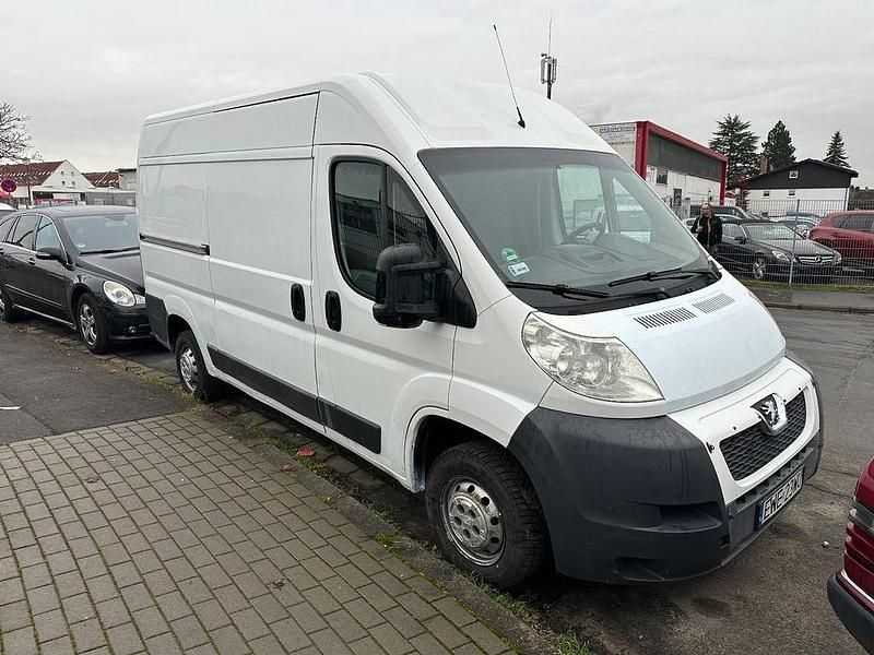 Gebraucht Peugeot Boxer 120 PS (88 kW) 2010 Weiß Van