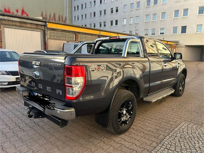 Gebraucht Ford Ranger Limited 200 PS (147 kW) 2018 Grau Abholung