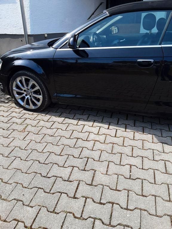 Gebraucht Audi A3 Cabriolet 140 PS (102 kW) 2010 Schwarz Cabrio