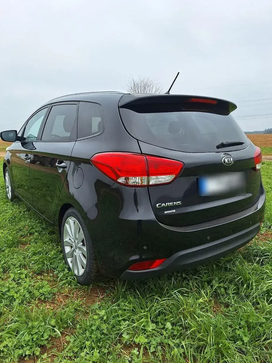 Gebraucht Kia Carens DREAM-TEAM Edition 135 PS (99 kW) 2015 Schwarz Van / Kleinbus